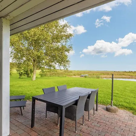 4 Person In Thisted-by Traum * Thisted