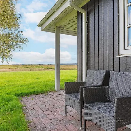 4 Person In Thisted-by Traum * Thisted