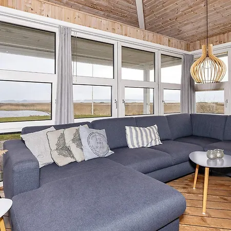 4 Person In Thisted-by Traum *