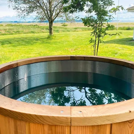 4 Person In Thisted-by Traum