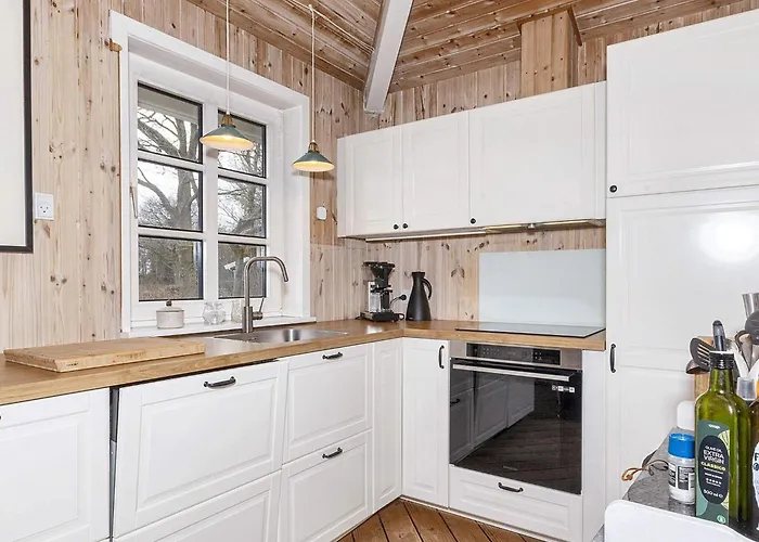 4 Person In Thisted-by Traum * Тистед