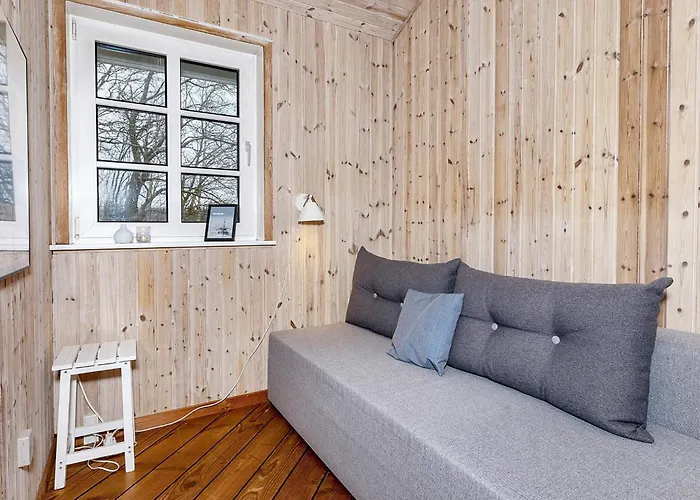 4 Person In Thisted-by Traum